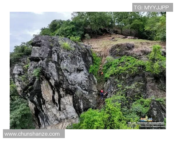 重庆攀岩队意识争议引发热议攀岩运动未来发展亟需关注 重庆攀岩队意识争议引发热议攀岩运动未来发展亟需关注