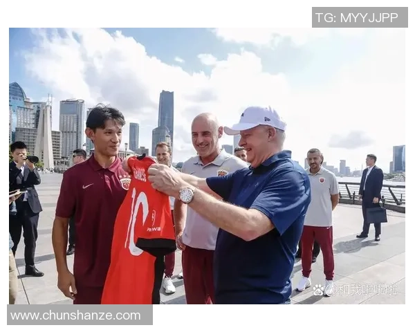 上海篮球队近期状态引发热议球迷对球队表现意见不一